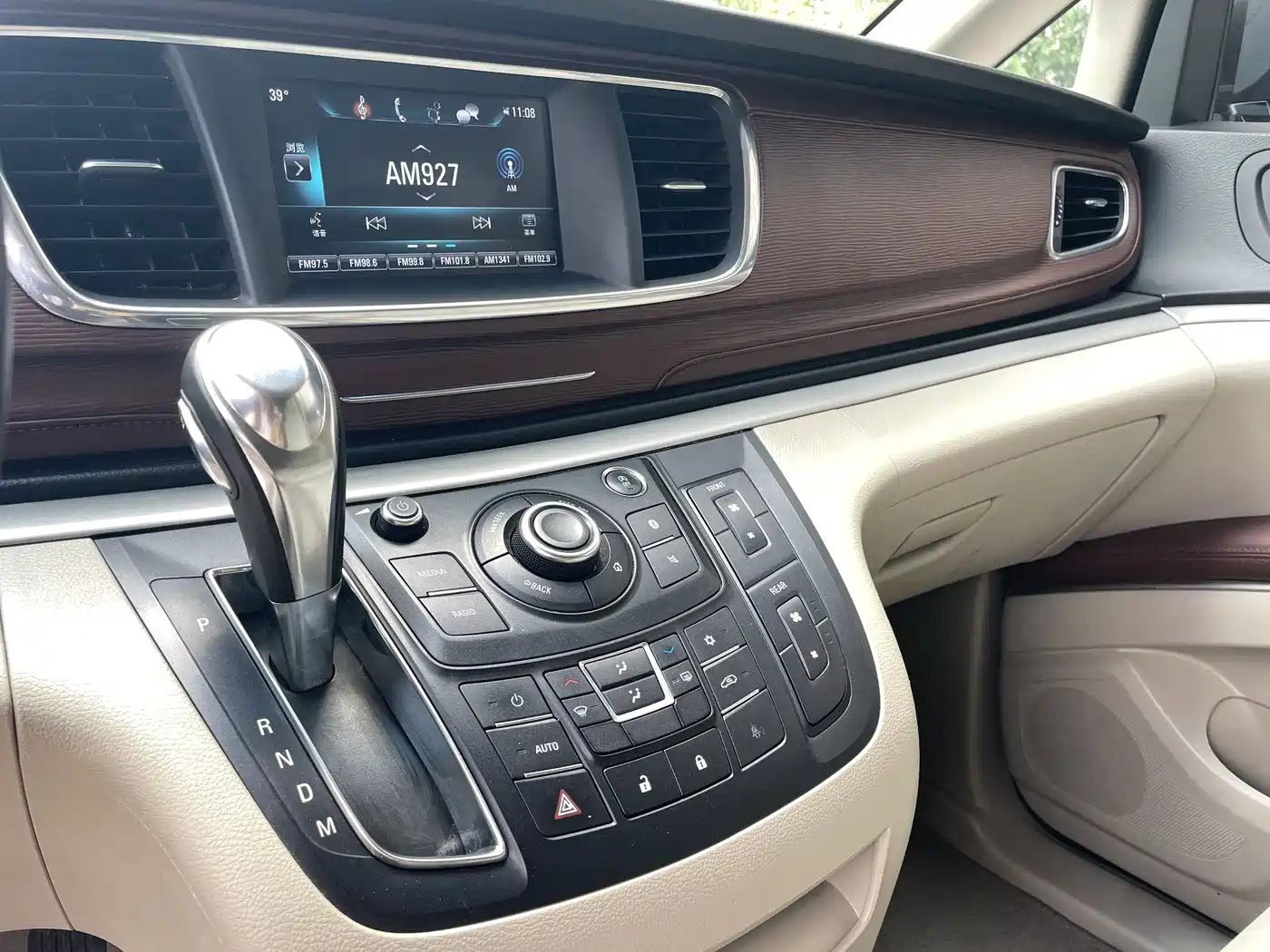 Buick GL8 2017 25S Luxury China V фото 16
