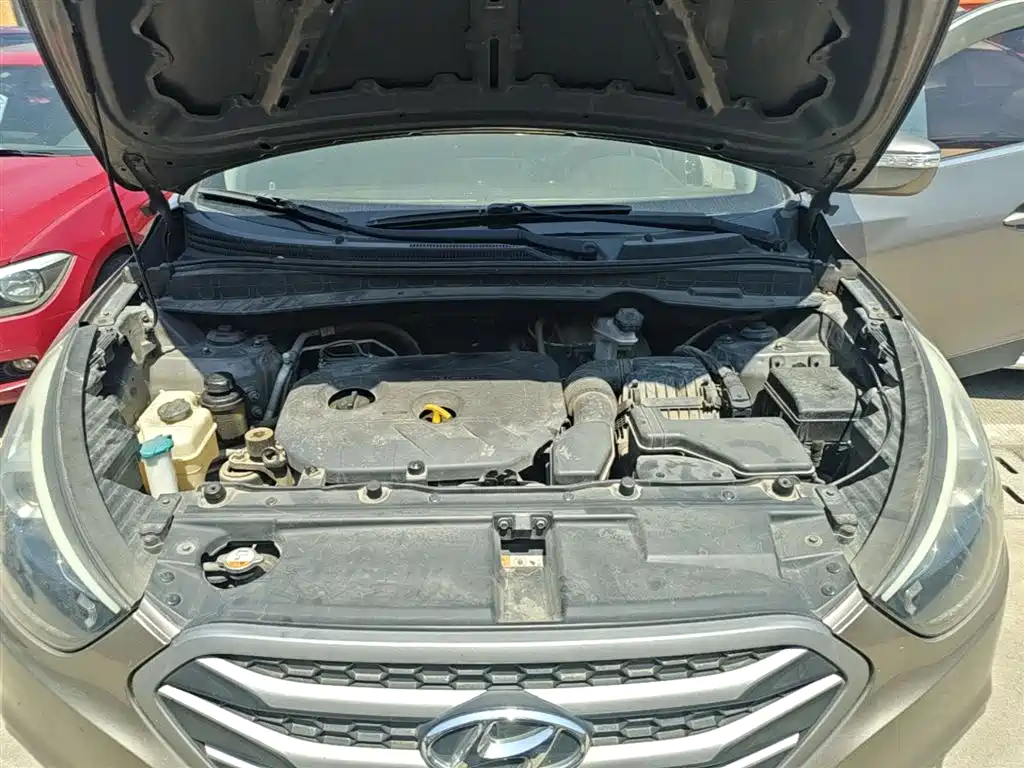Hyundai Beijing Hyundai ix35 2013 2.0L Automatic 2WD Comfort GL China IV фото 20