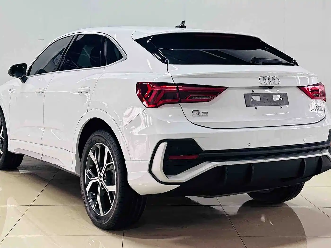 Audi Q3 Sportback 2020 40 TFSI Fashion фото 8