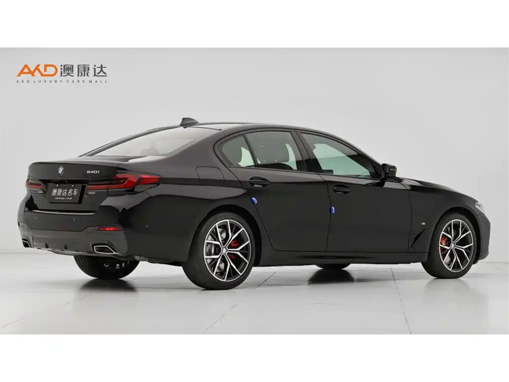 BMW 5 Series (Import) 2021 Facelift 540i Style Edition M Sport Package фото 3
