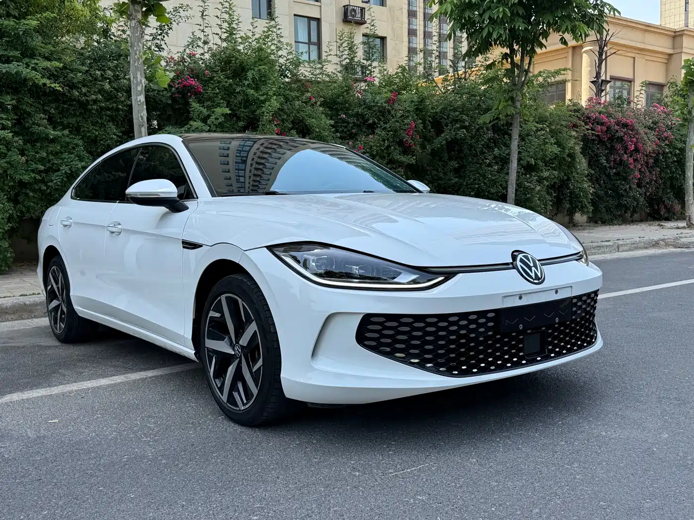 Volkswagen Lamando 2023 Lamando L 280TSI DSG Cool Edition фото 3