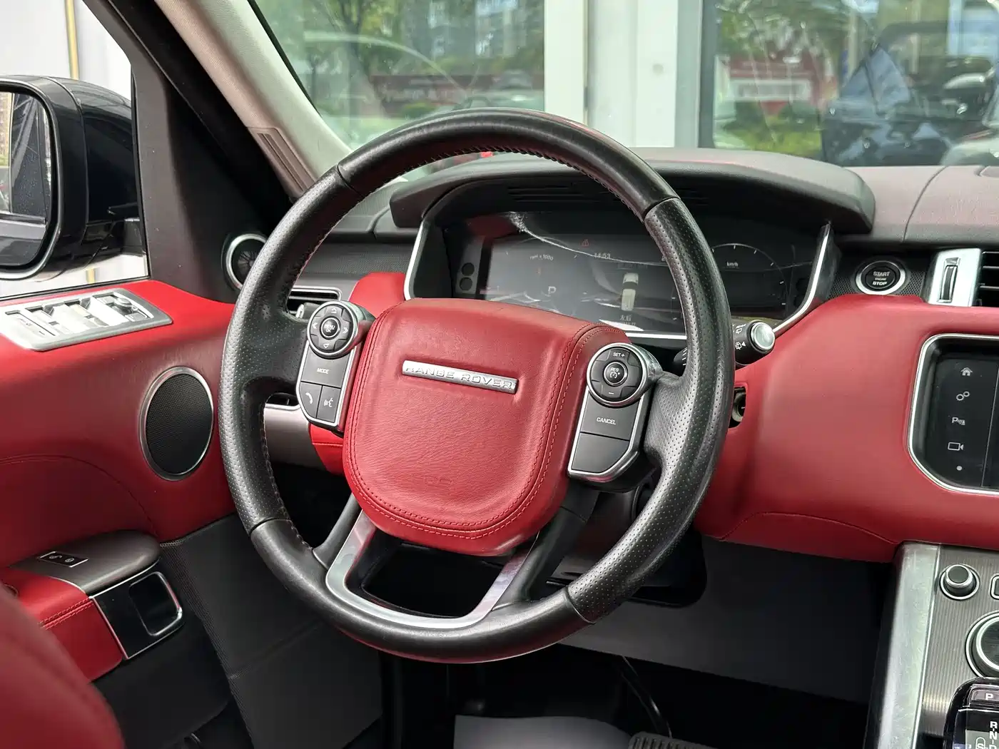 Land Rover Range Rover Sport 2016 3.0 SDV6 HSE фото 9