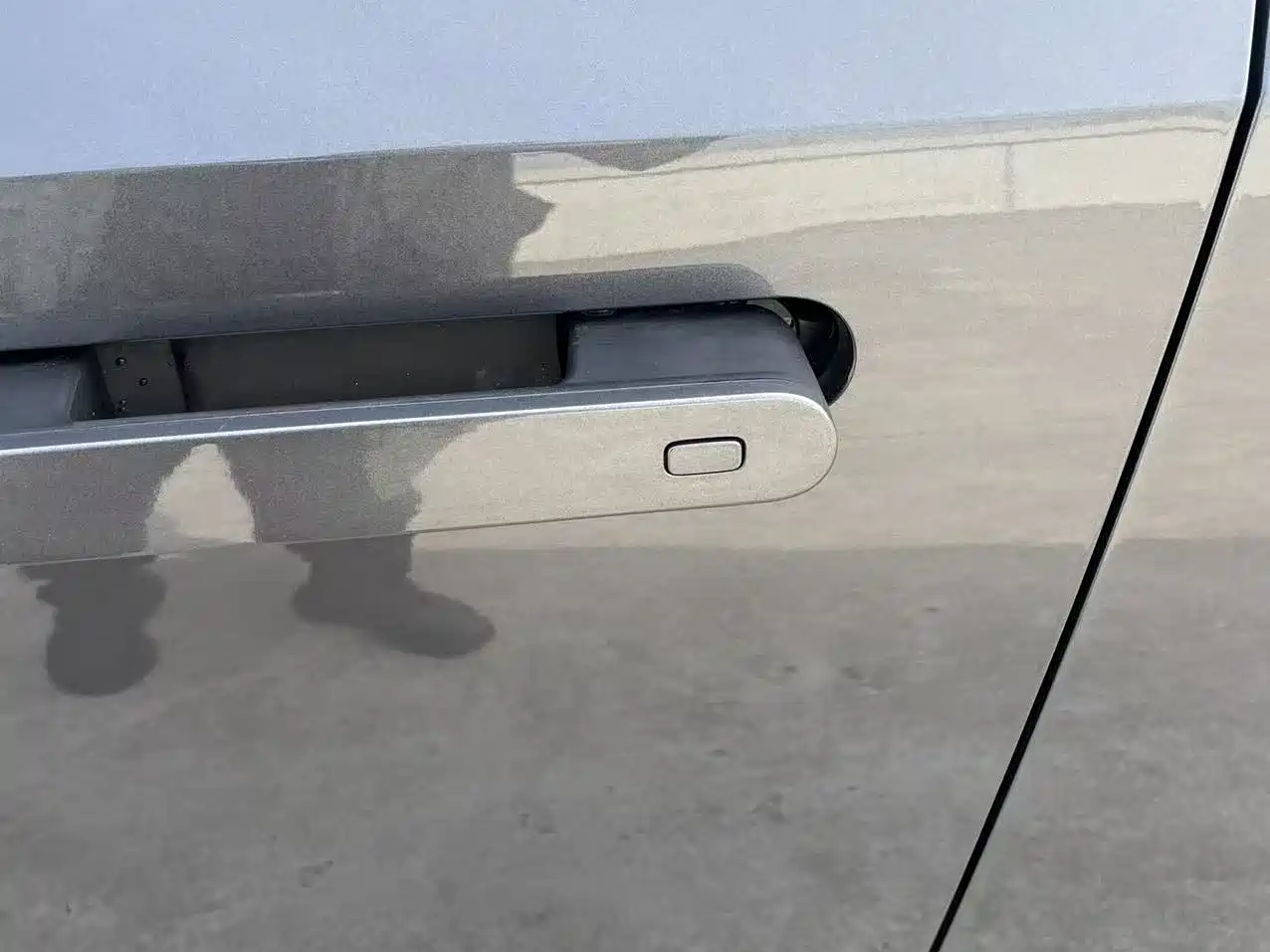 CHANGAN UNI V SMART IDD