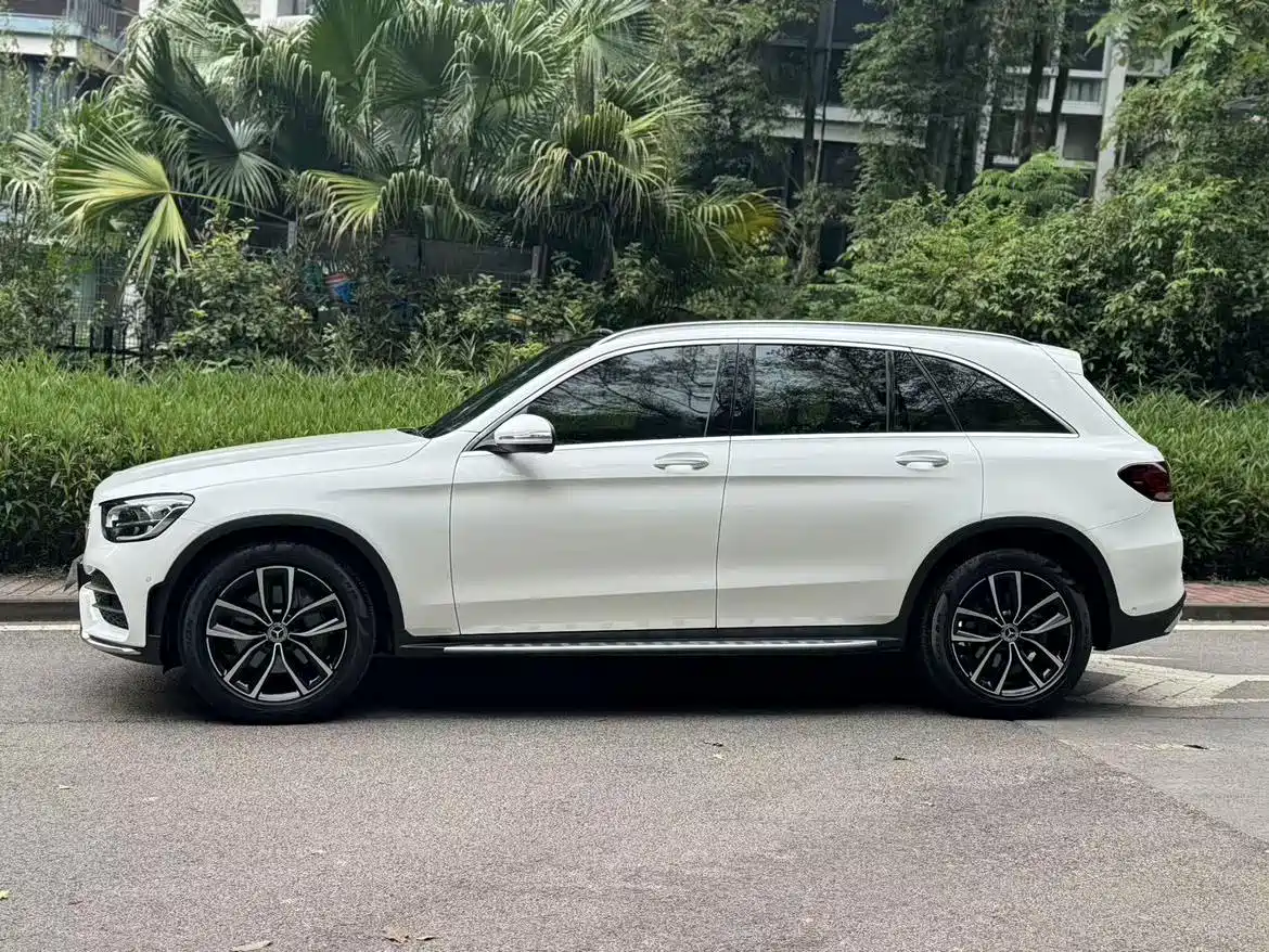 Mercedes-Benz GLC 2020 GLC 300 L 4MATIC Dynamic фото 4