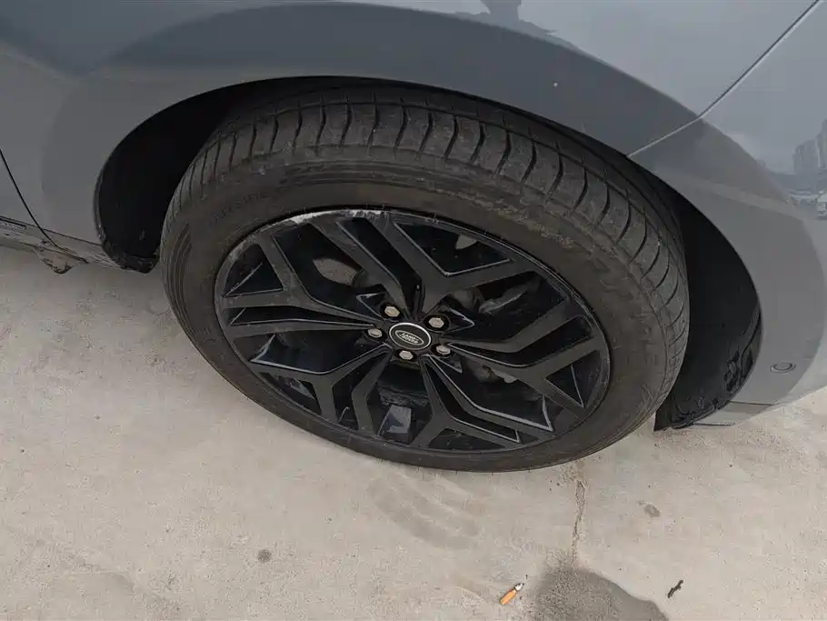 Land Rover Range Rover Evoque 2020 Model 249PS R-DYNAMIC S Gloss Black Sport Tech Edition фото 6