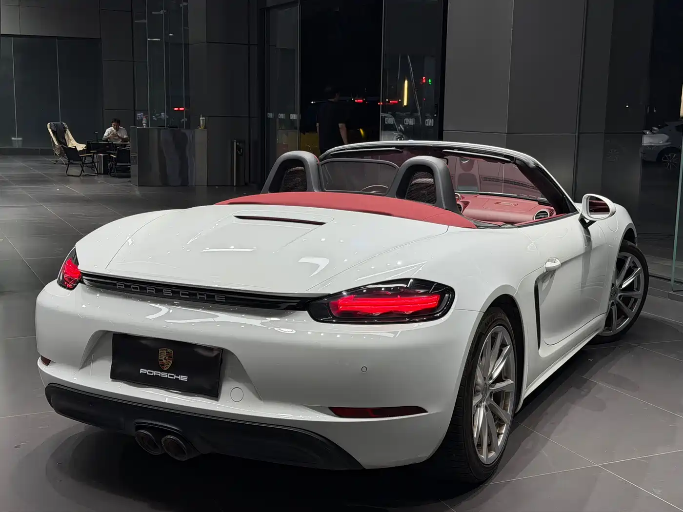 Porsche 718 2022 Boxster 2.0T фото 4