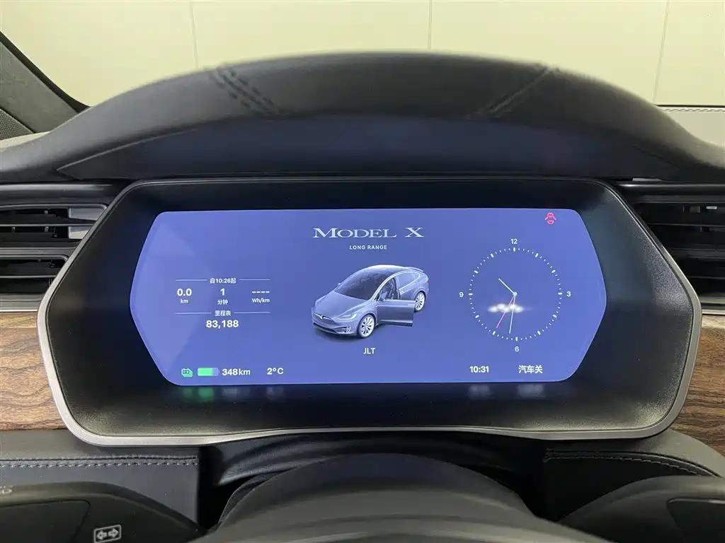 TESLA MODEL X