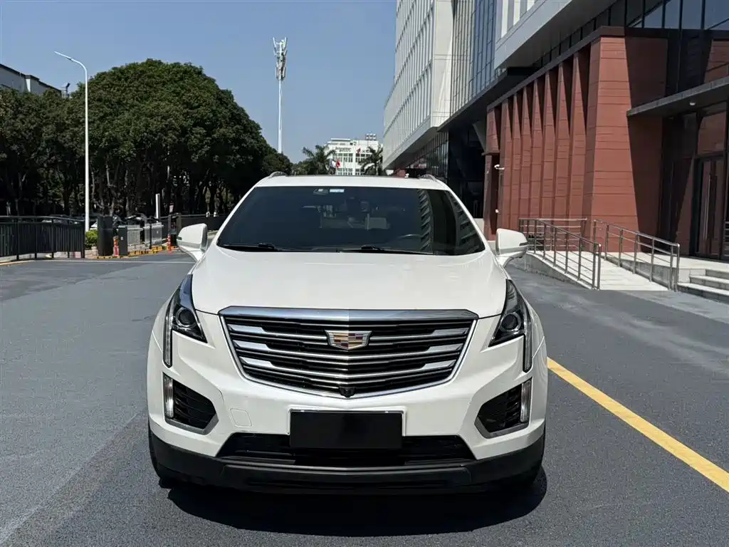 Cadillac XT5 2018 28E AWD Technology Model фото 2