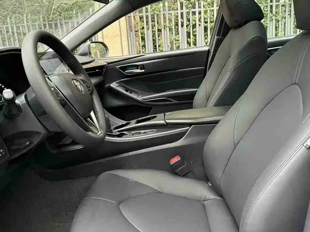 Toyota Avalon 2022 2.0L Progressive Edition фото 9