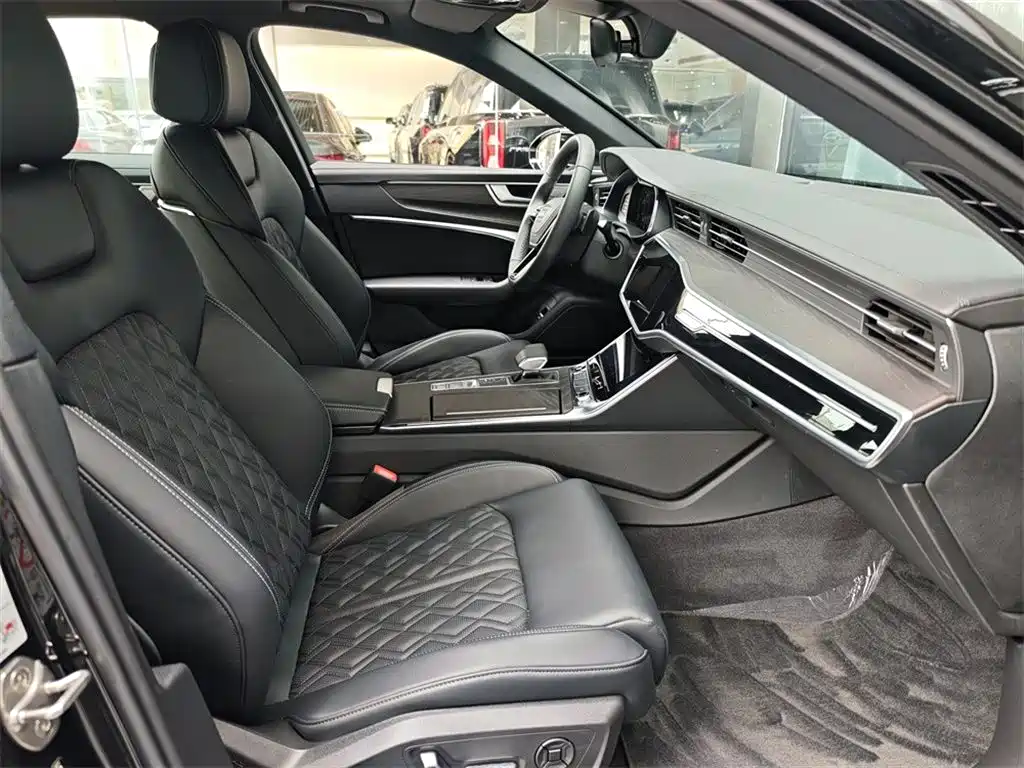 Audi A6L 2025 45 TFSI quattro Premium Sport фото 12