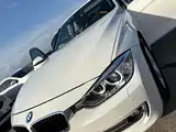 Photo 15 - BMW 3 Series