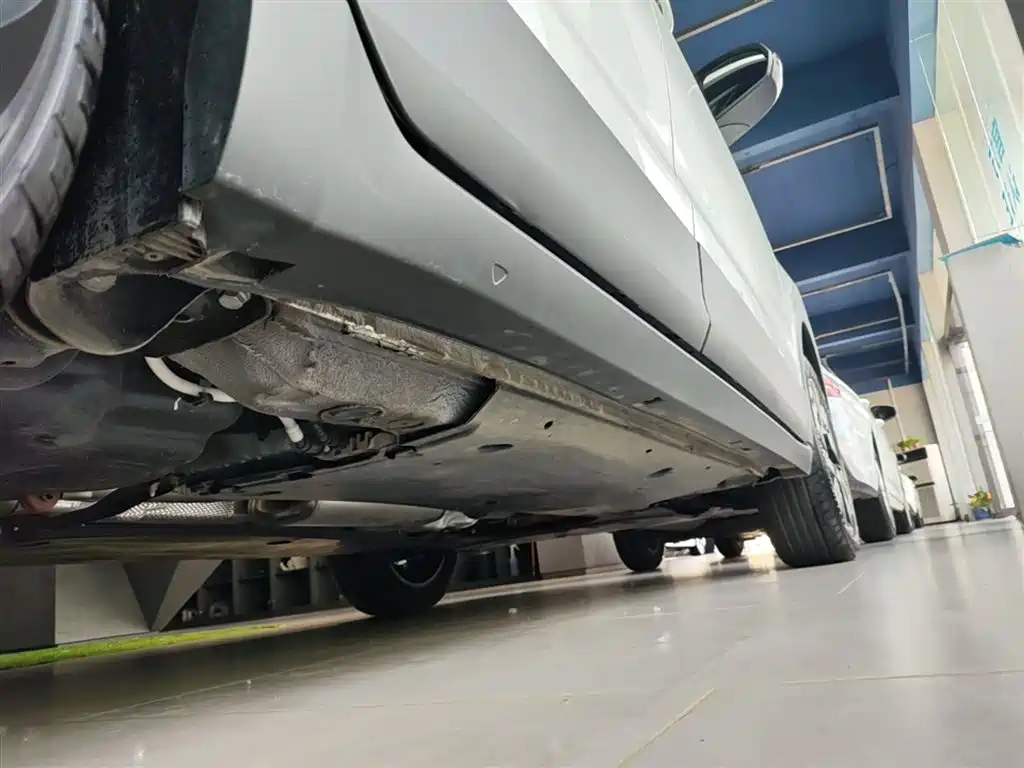 Volkswagen Tharu 2025 New Edge 300TSI Enjoyment Edition фото 21