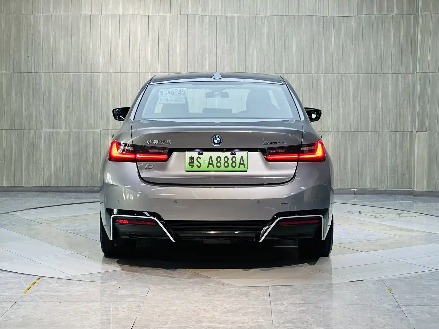 BMW i3 2022 eDrive 35 L фото 6