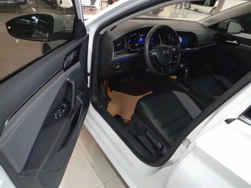 Volkswagen Sagitar 2022 280TSI DSG Soaring Edition фото 8