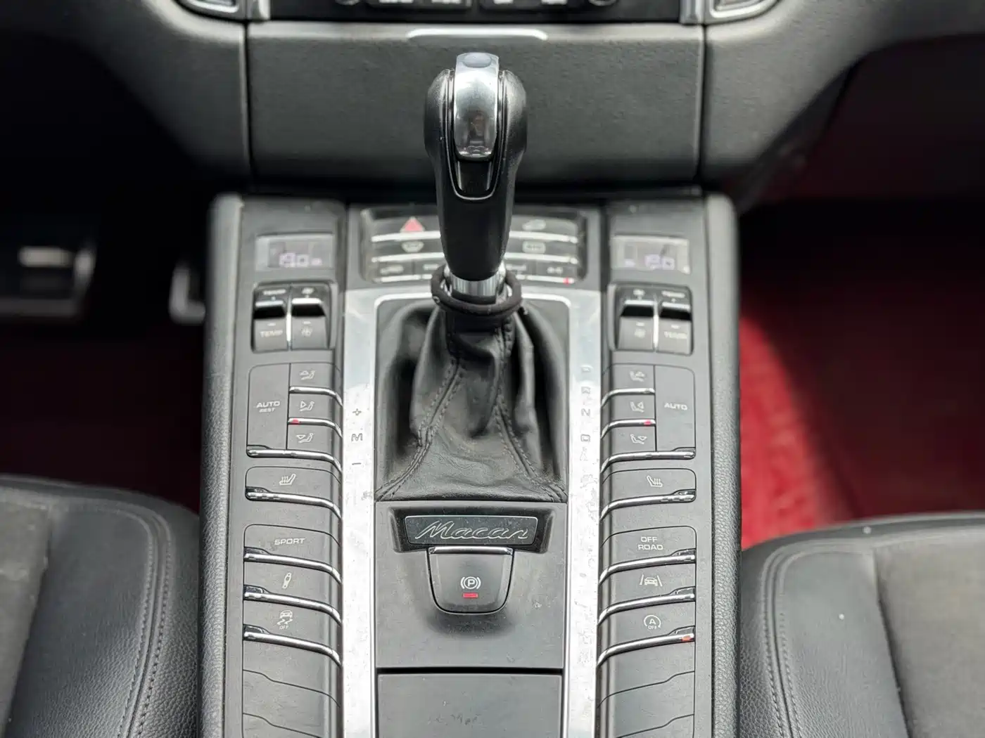 Porsche Macan 2017 Macan 2.0T фото 12