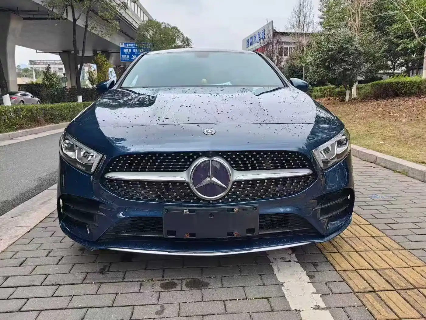 Mercedes-Benz A-Class 2020 A 200 L Sport Sedan фото 2