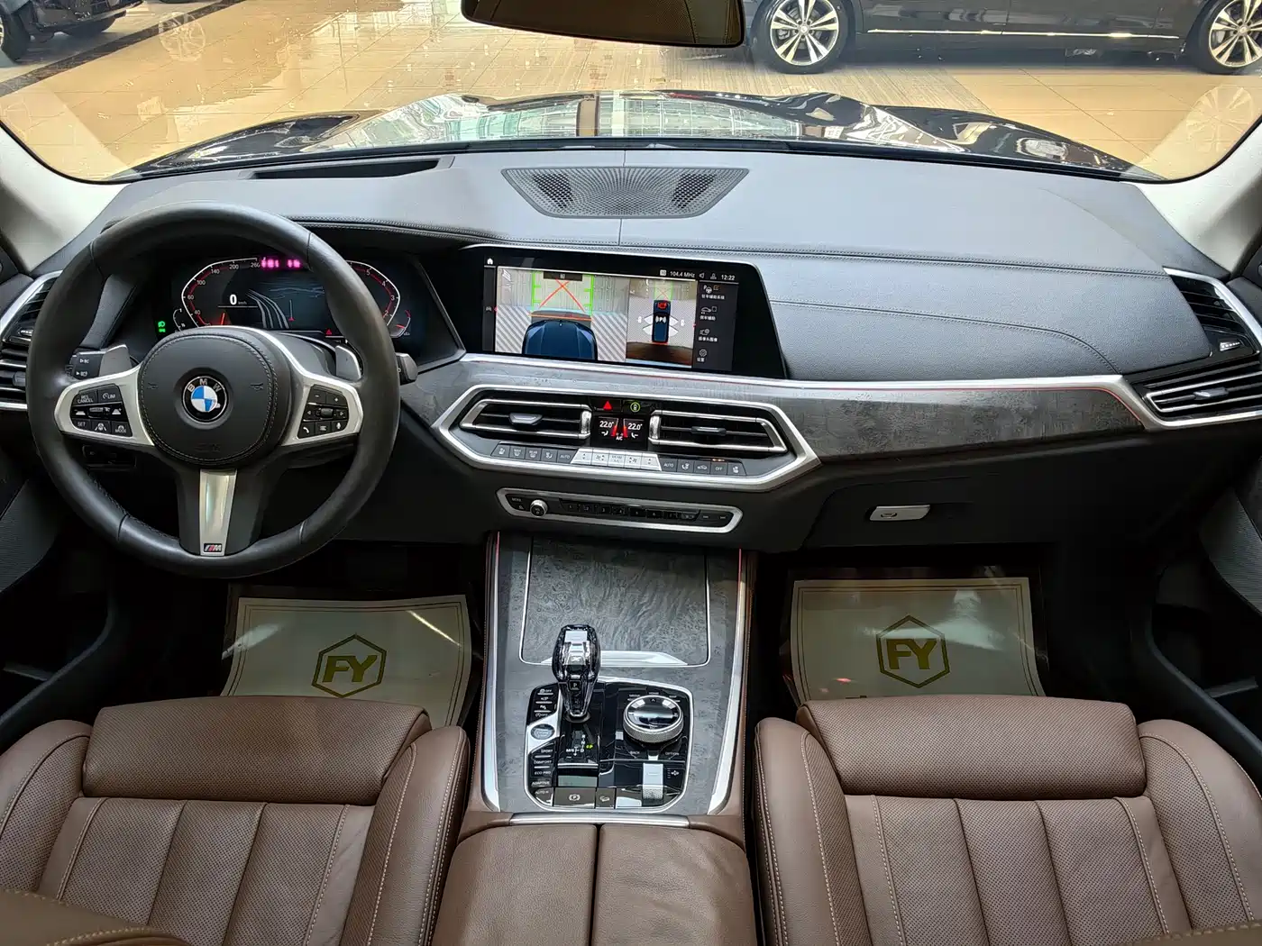 BMW X5 (Import) 2021 xDrive40i Exclusive M Sport Package фото 11