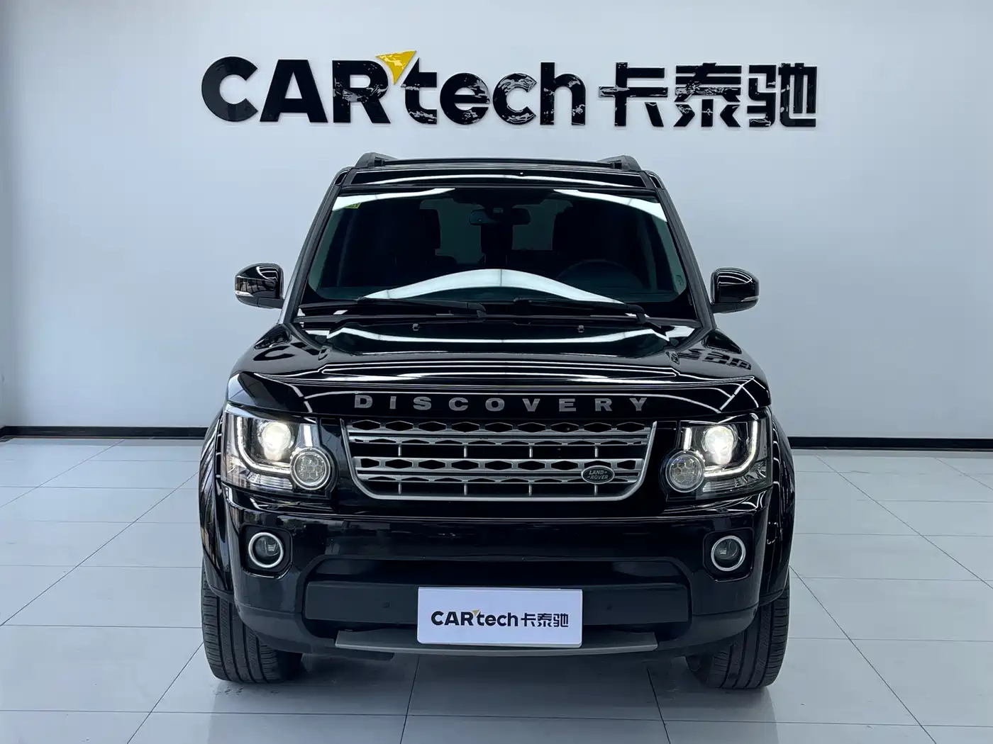 Land Rover Discovery 2016 3.0 SC Gloss Black Collector's Edition HSE фото 2
