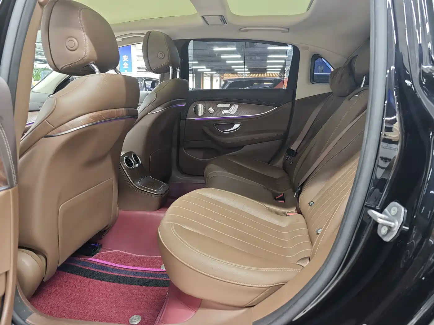 Mercedes-Benz E-Class 2023 E 300 L Luxury фото 6