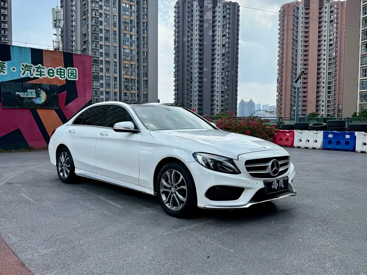Mercedes-Benz C-Class 2016 C 180 L Sport фото 3
