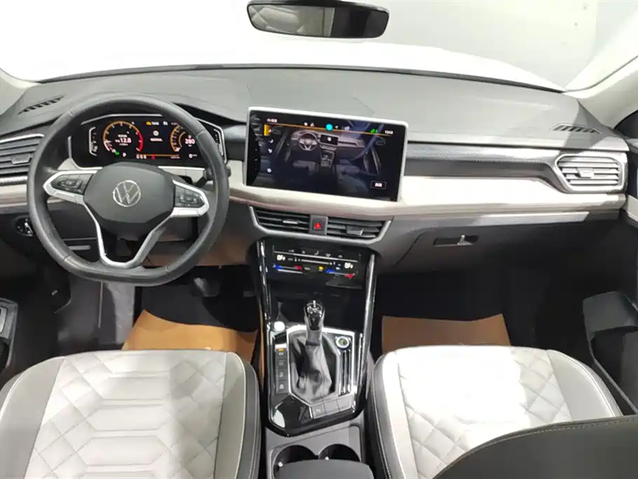 Volkswagen Tayron 2024 330TSI 2WD Luxury Plus Advanced фото 12