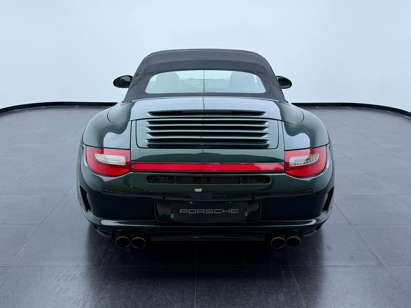 Porsche 911 2010 Carrera 4S Cabriolet 3.8L фото 12