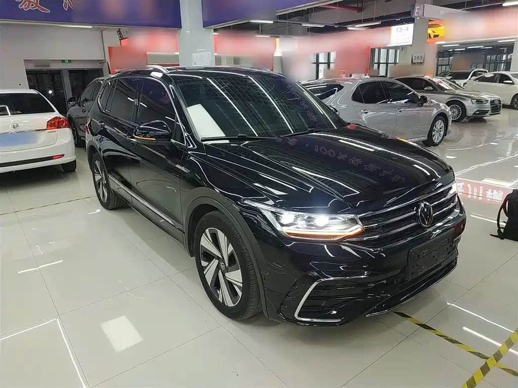 Volkswagen Tiguan L 2023 Facelift 330TSI Auto FWD R-Line Premium фото 22