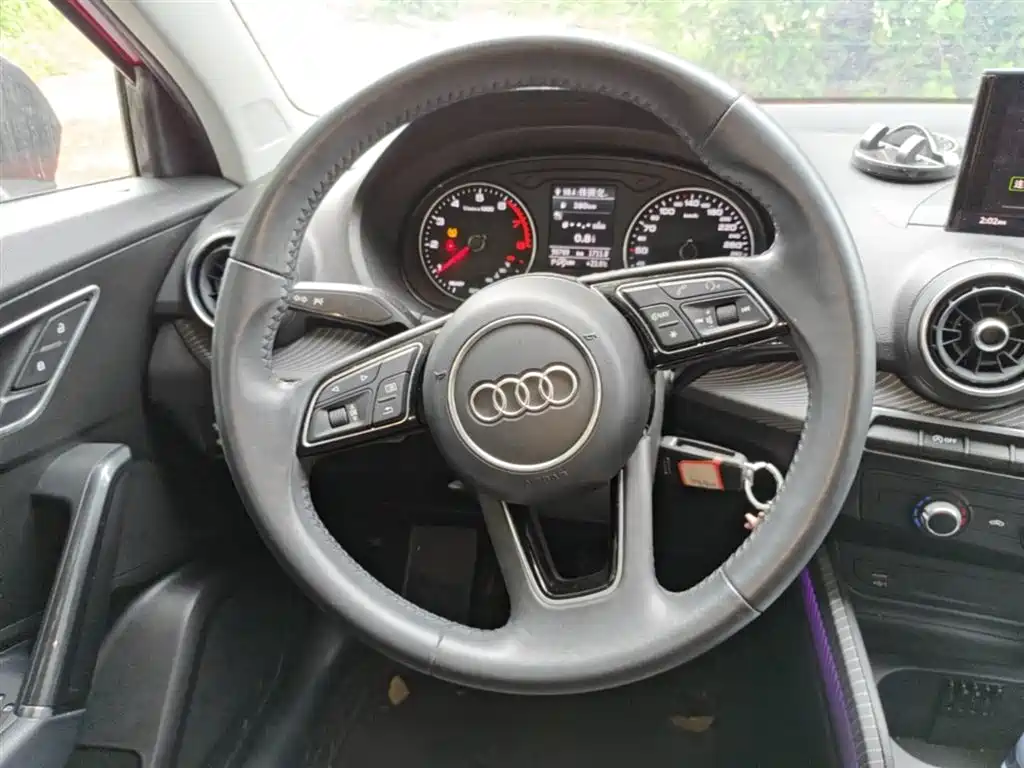 Audi Q2L 2018 35 TFSI Launch Exclusive Edition China VI фото 11