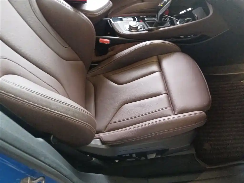 BMW X2 2020 sDrive25i Exclusive M Sport Package фото 25