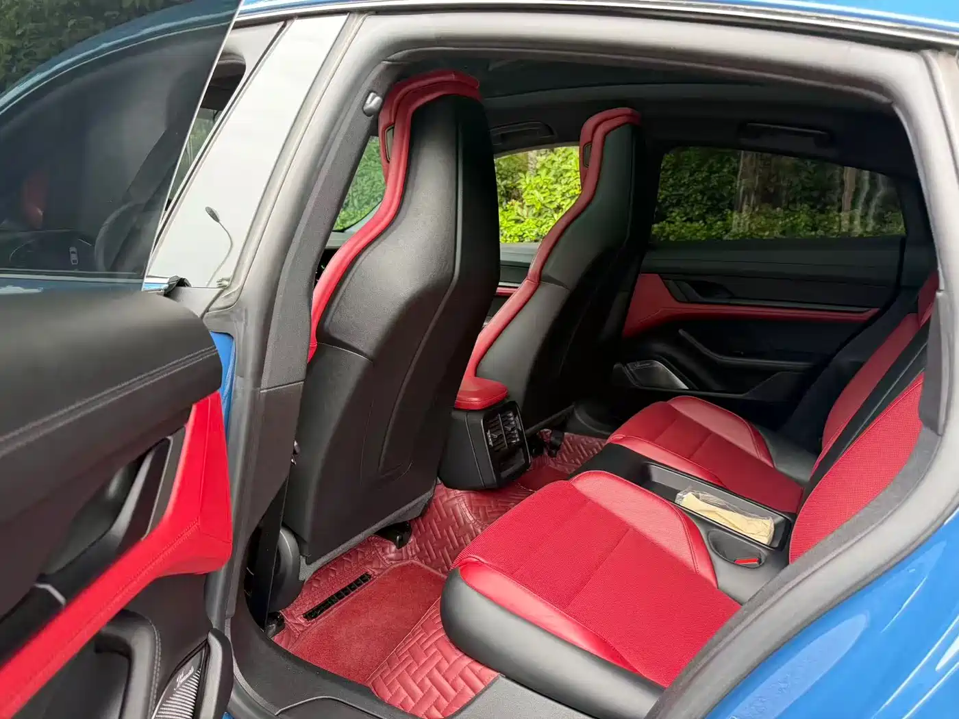 Porsche Taycan 2022 Taycan фото 6