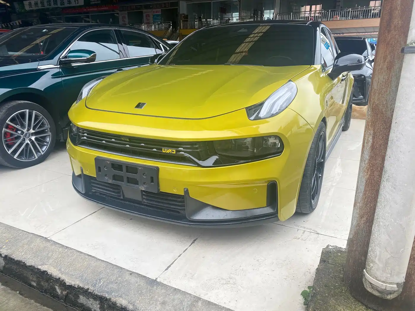 Lynk & Co 03 2020 03+ 2.0TD Auto Wind Hunter Edition фото 2
