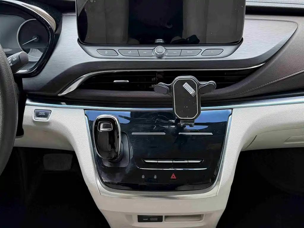 Buick GL8 2023 Model Land Business Class Smart фото 11