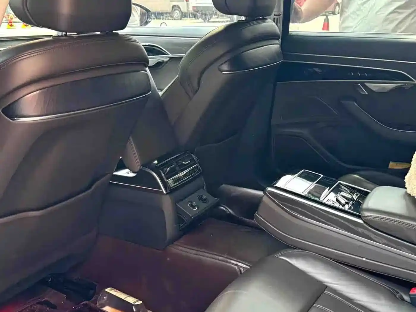 Audi A8 2019 Facelift Plus A8L 50 TFSI quattro Comfort фото 6