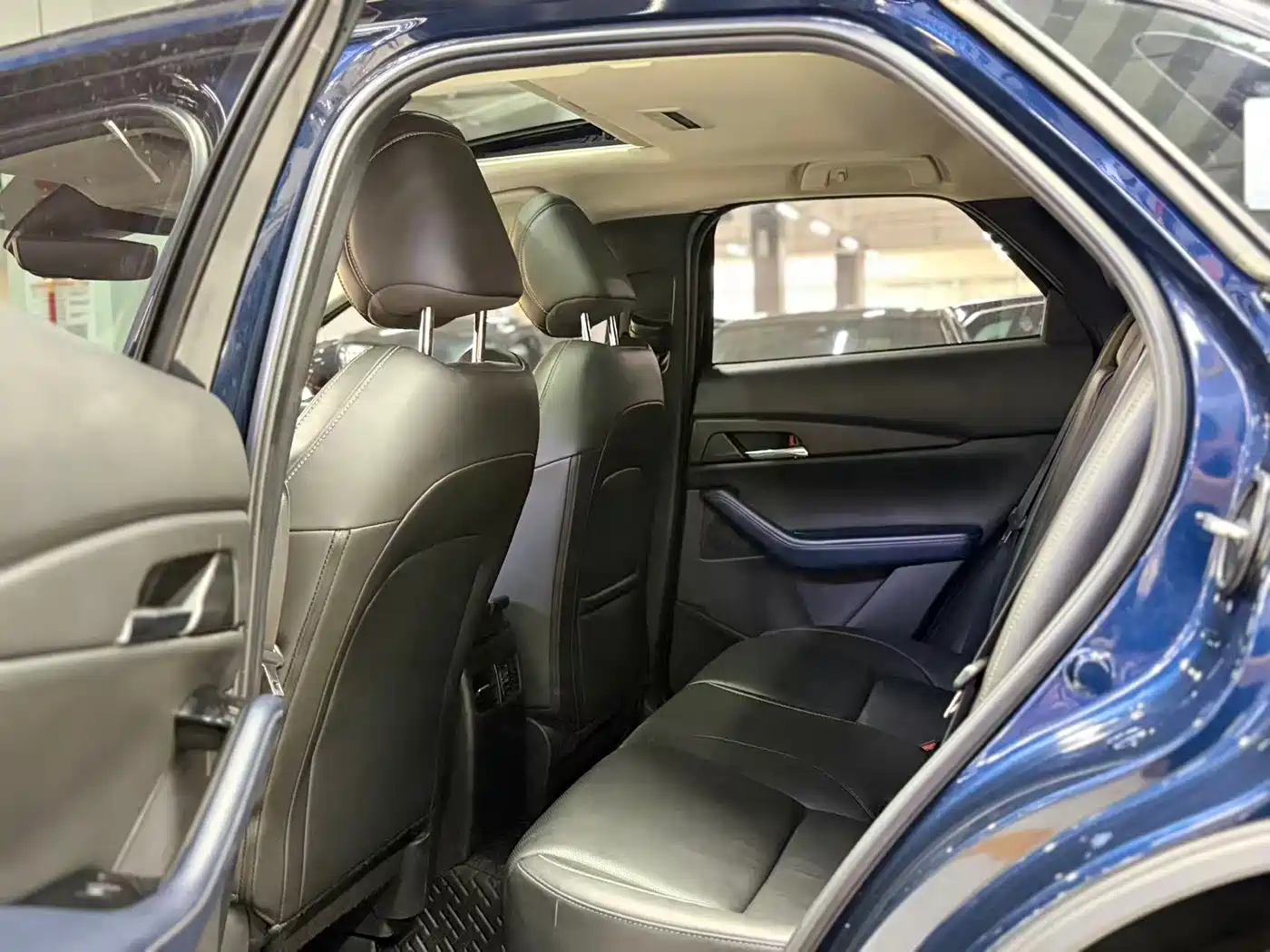 Фото 7 - Mazda CX-30