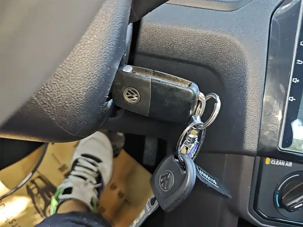 Volkswagen Jetta 2017 1.5L Automatic Fashion фото 9