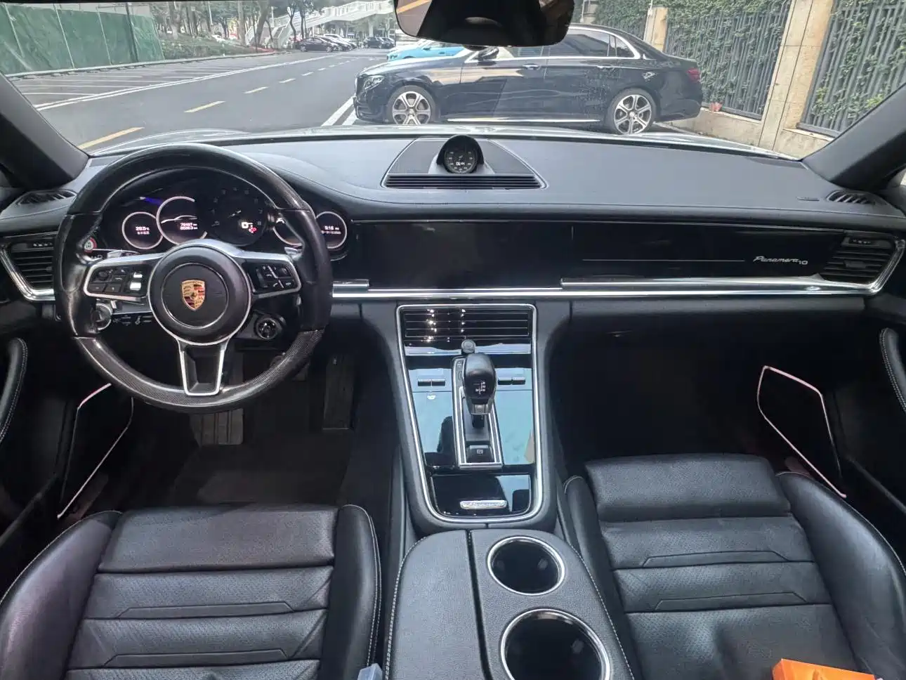 Porsche Panamera 2020 Panamera 10th Anniversary Edition 2.9T фото 7