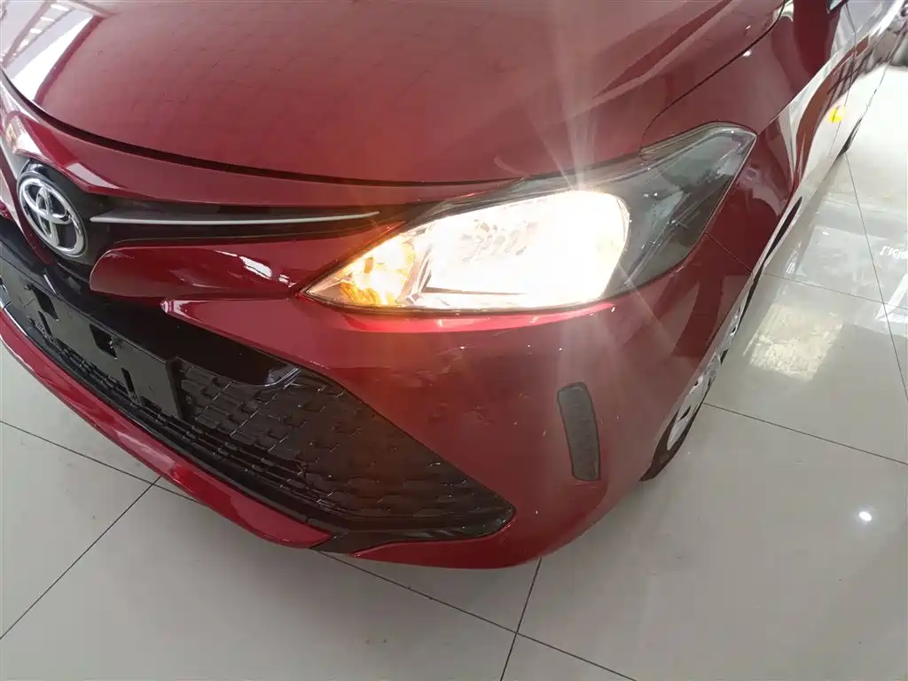 Toyota Vios FS 2017 1.5L CVT Fengchi Edition фото 18