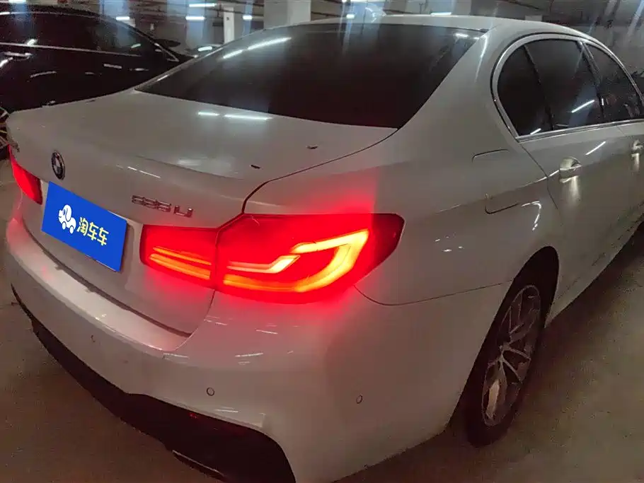 BMW 5 Series 2020 525Li M Sport Package фото 3