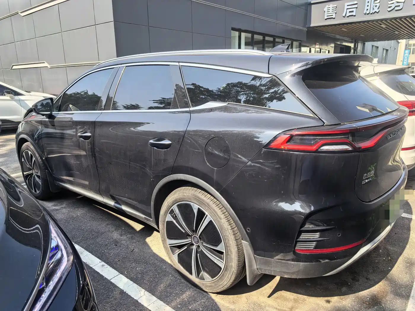 Photo 4 - BYD Tang New Energy