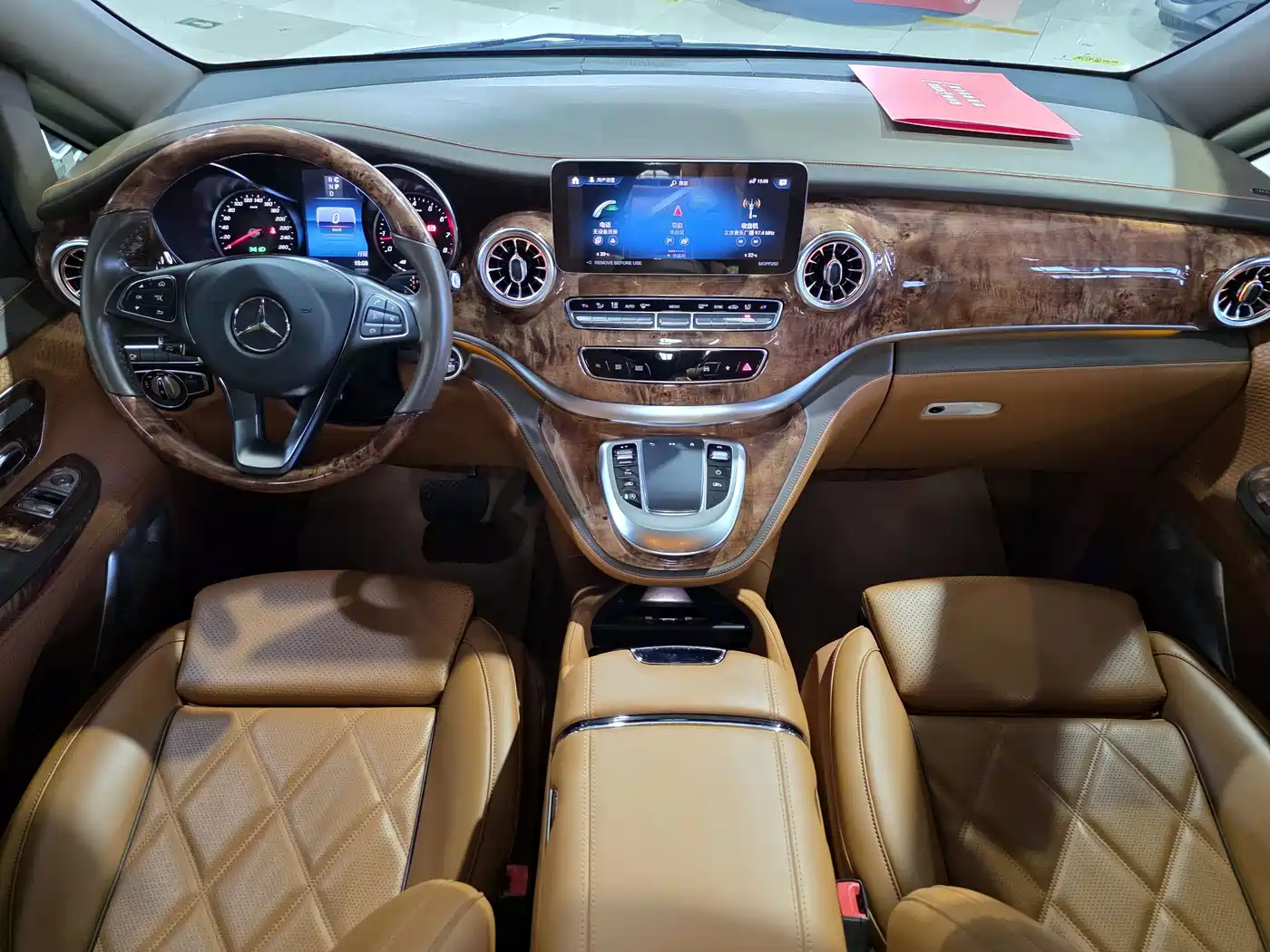 Mercedes-Benz V-Class 2022 V 260 L Long Wheelbase Prestige Edition фото 13