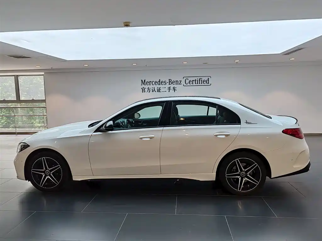 Mercedes-Benz C-Class 2024 Facelift C 260 L Moonlight Sport фото 7