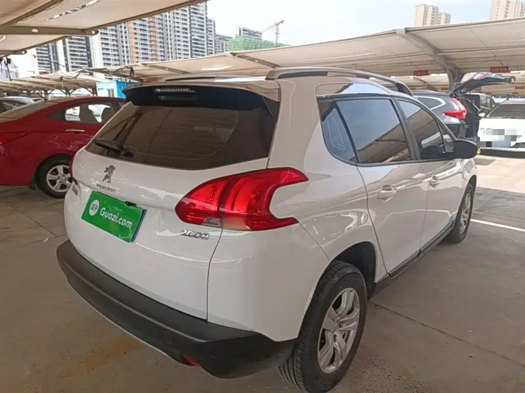 Peugeot 2008 2014 1.6L Automatic Trend Edition фото 5