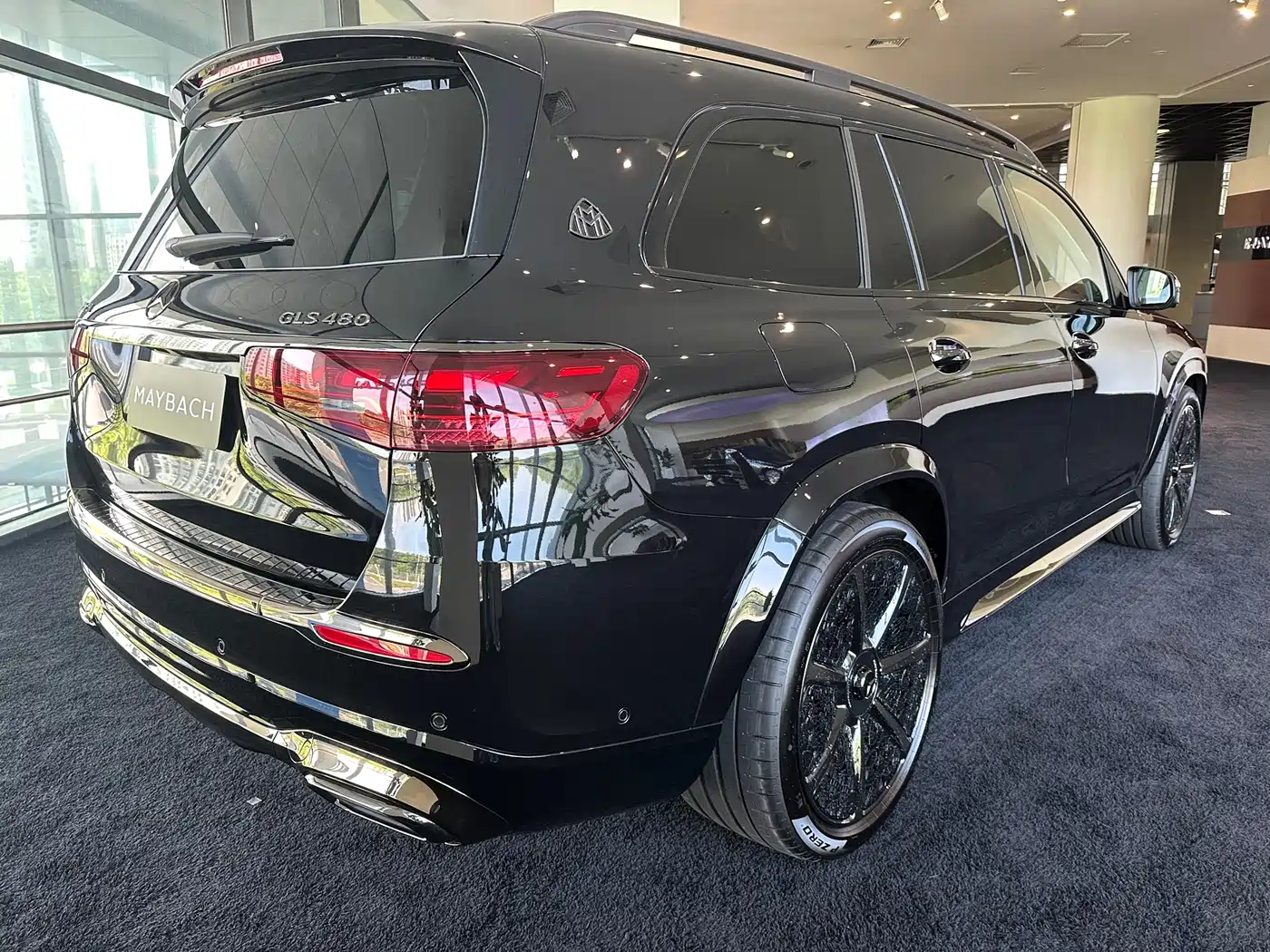 Mercedes-Benz Maybach GLS 2026 GLS 480 4MATIC Liyi Edition фото 17