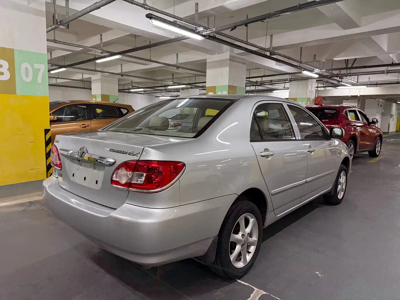 Toyota Corolla 2011 1.6L Automatic Classic Edition фото 4