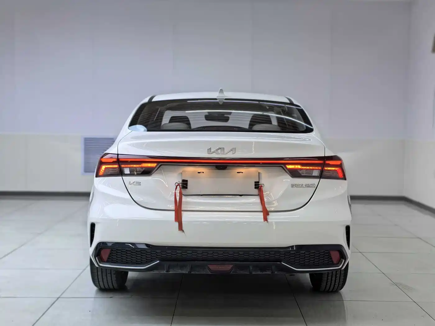 Kia K3 2023 Model 1.5L CVT Luxury Edition фото 6
