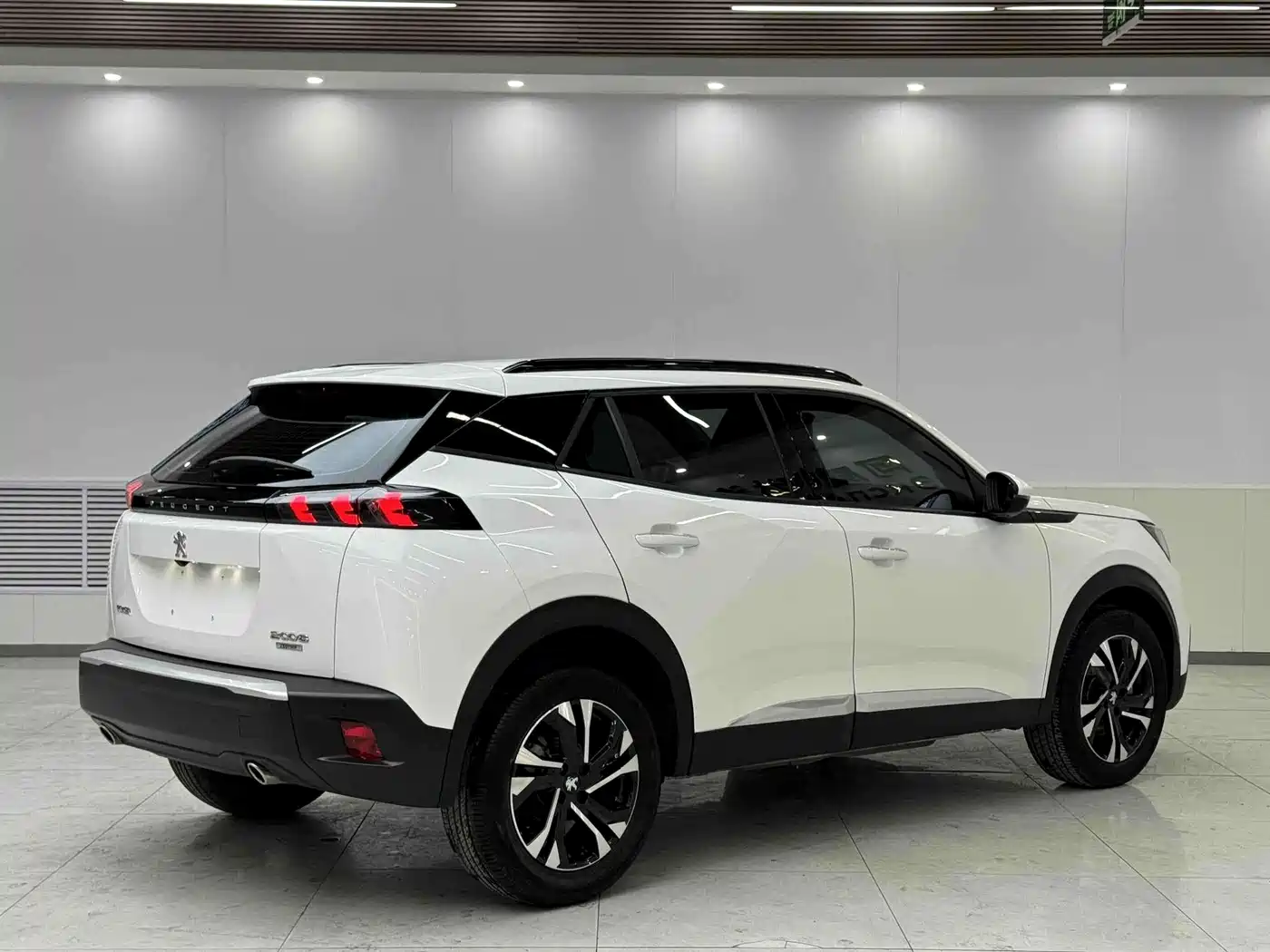 Peugeot 2008 2022 230THP THE ONE фото 6