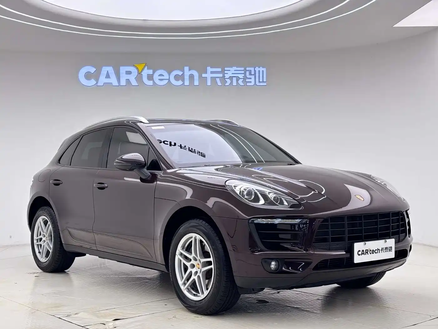 Porsche Macan 2016 Macan 2.0T фото 27