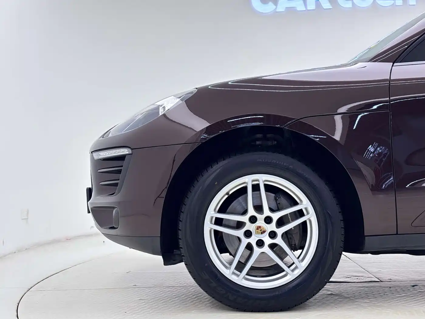 Porsche Macan 2016 Macan 2.0T фото 26