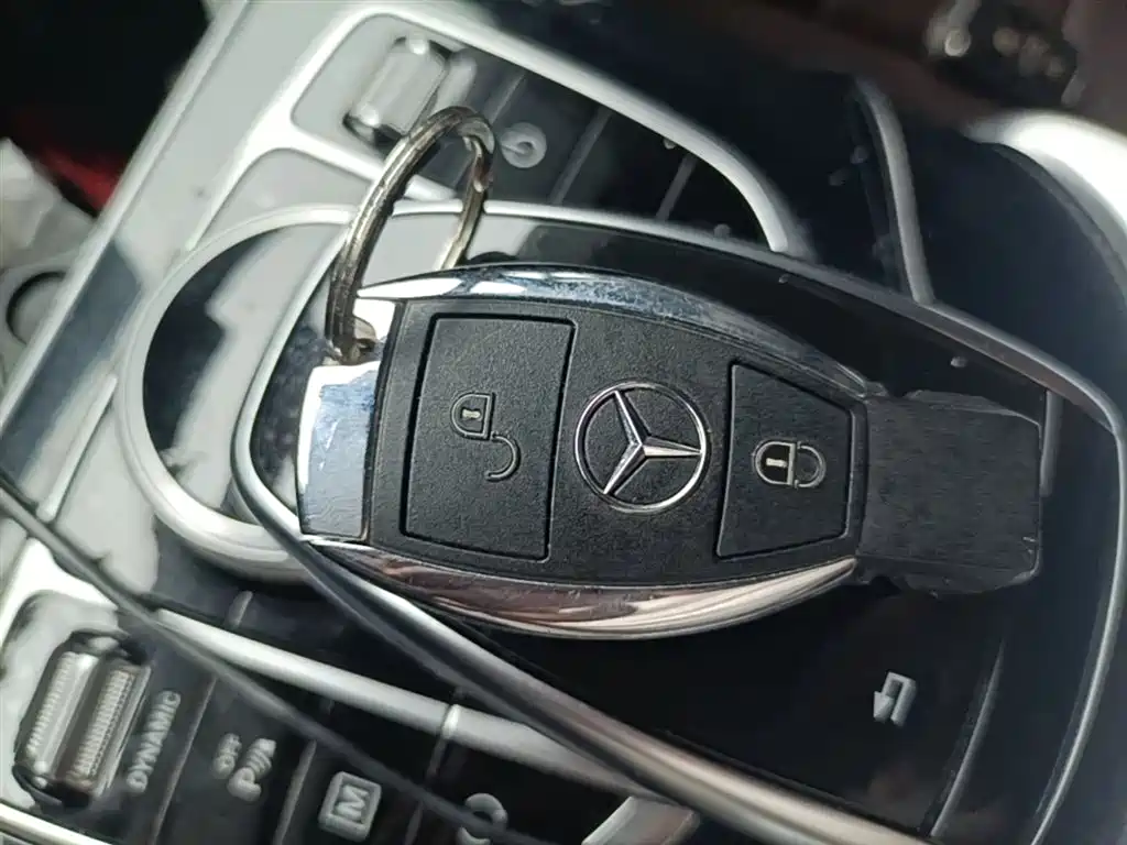 Mercedes-Benz GLC 2017 GLC 200 4MATIC фото 9