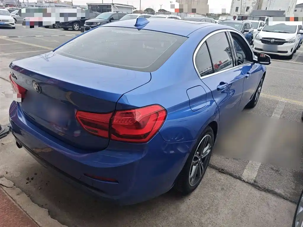 BMW 1 Series 2018 Facelift 118i Sport фото 7